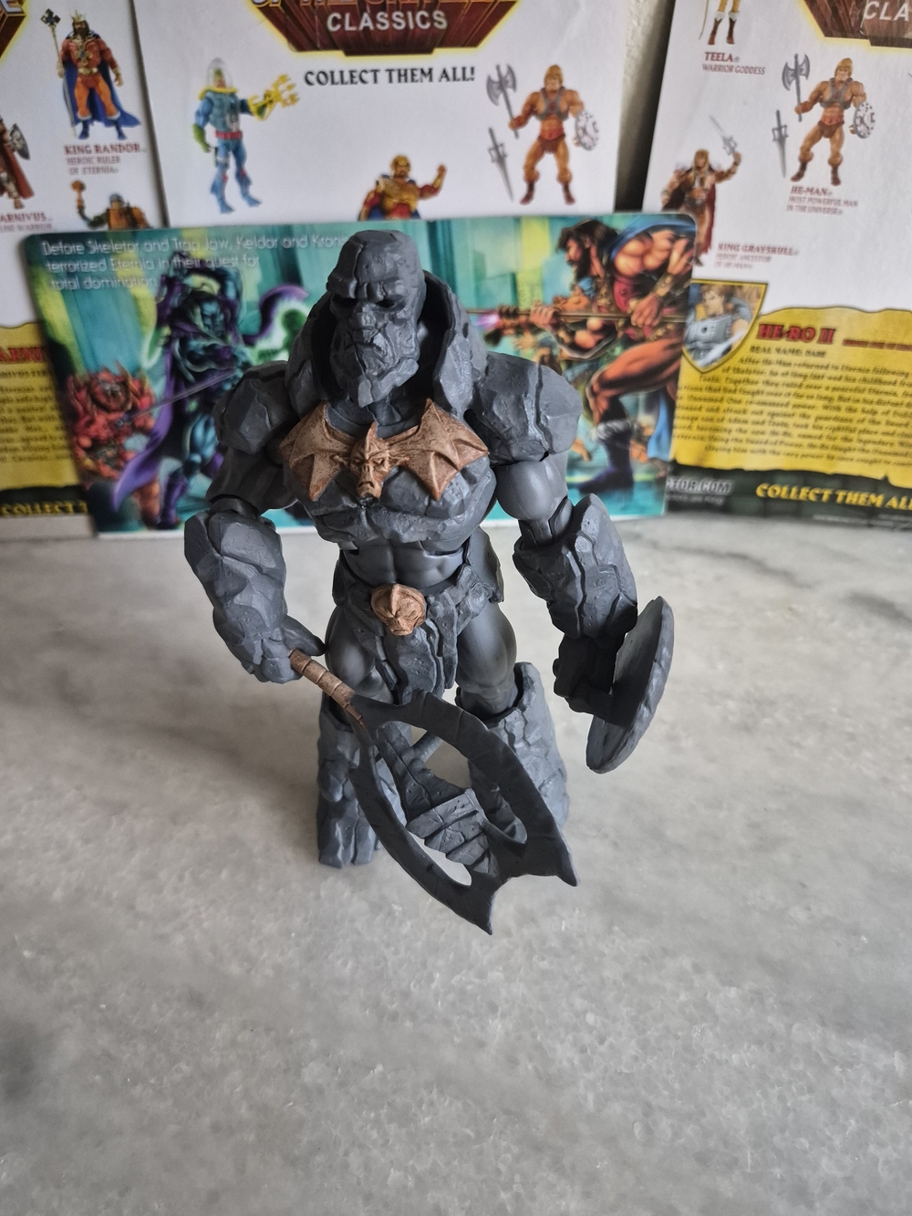 RARE! Masters of the Universe Classics CALLIX 100% COMPLETE PRE-OWNED